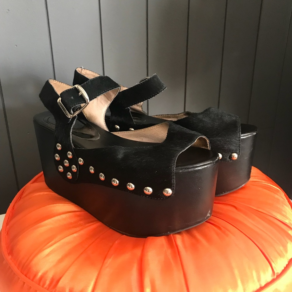 Ego and Greed pony shoes